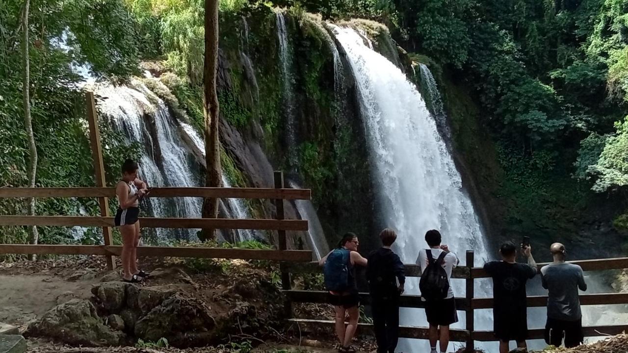 Hostal Azul Del Lago Agua Azul Extérieur photo